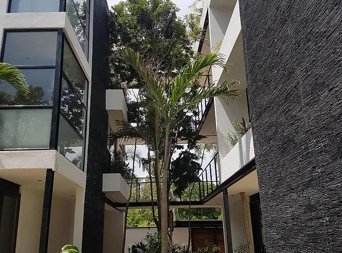 Park Lane Aparthotel
