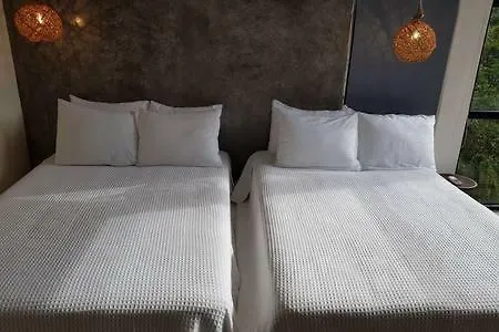 Park Lane Aparthotel